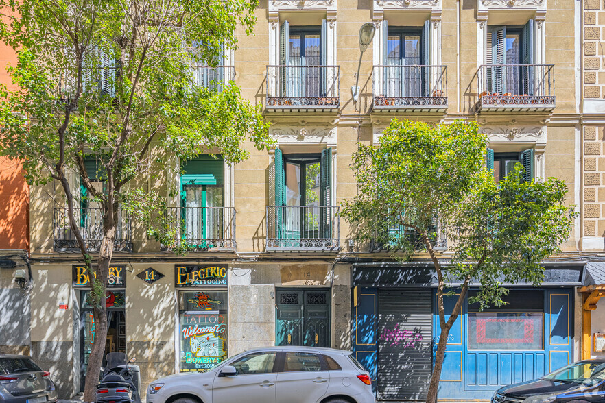 Calle Divino Pastor, 14, Madrid, Madrid en alquiler - Foto del edificio - Imagen 2 de 2