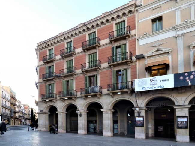 Más detalles de Plaça de Prim, 6, Reus - Oficina en venta