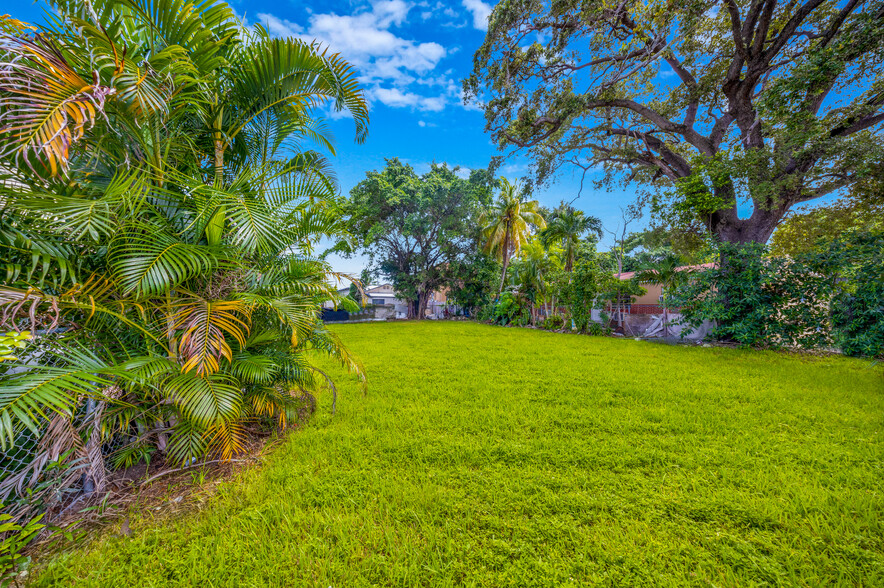 1873 NW Flagler Ter, Miami, FL en venta - Foto del edificio - Imagen 2 de 3