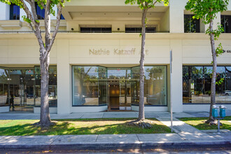 8900-8920 Beverly Blvd, West Hollywood, CA en alquiler Foto del edificio- Imagen 2 de 4