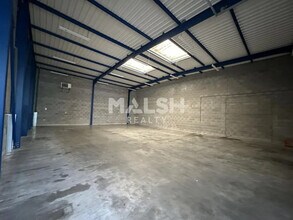 Flex en Décines-Charpieu en alquiler Foto del interior- Imagen 2 de 3