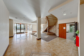 2900 W Horizon Ridge Pky, Henderson, NV en alquiler Lobby- Imagen 2 de 33