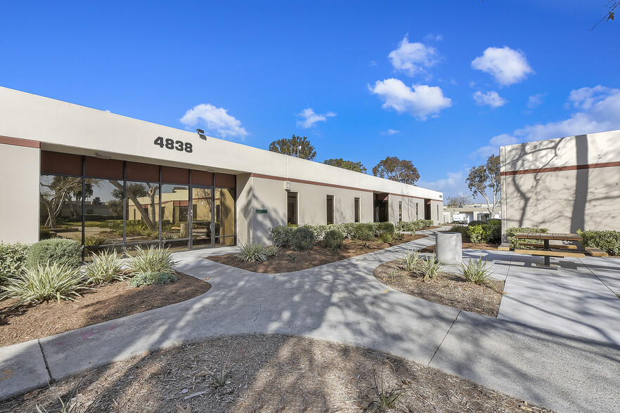 4838 Ronson Ct, San Diego, CA en alquiler - Foto del edificio - Imagen 3 de 3