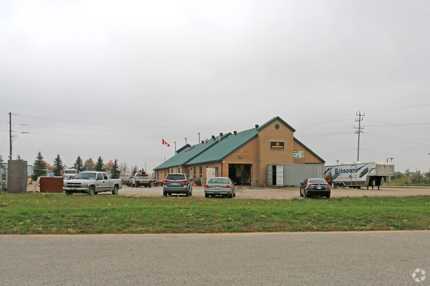 3399 9th, Innisfil, ON en alquiler - Foto del edificio - Imagen 2 de 3