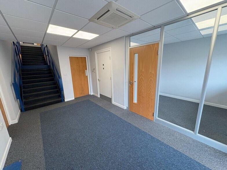 Hoyle Rd, Calverton en venta - Foto del interior - Imagen 3 de 7