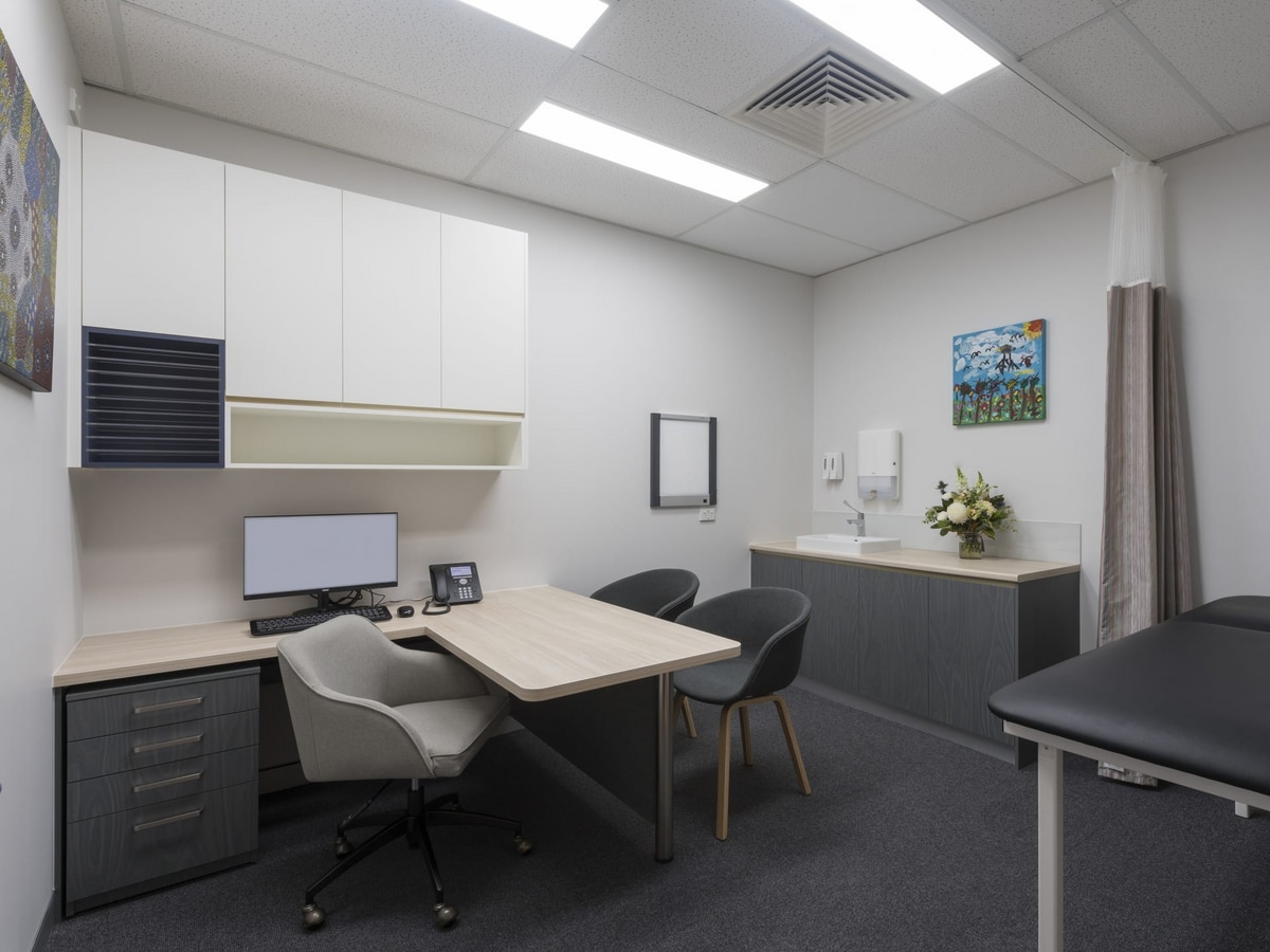 10 Century Cct, Norwest, NSW 2153 - Unidad Suite 307 - - Foto del interior - Image 2 of 11