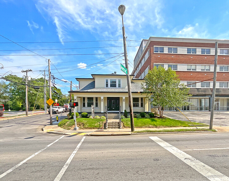 1216 S Broadway, Lexington, KY en alquiler - Foto del edificio - Imagen 2 de 16