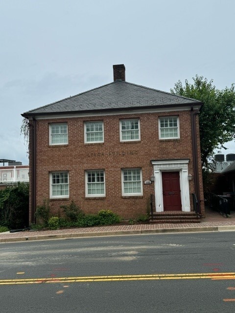 3989 Chain Bridge Rd, Fairfax, VA en alquiler Foto del edificio- Imagen 1 de 3