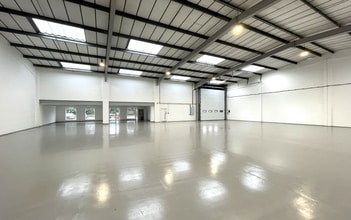 6 Hawley Ln, Farnborough en alquiler Foto del interior- Imagen 2 de 2