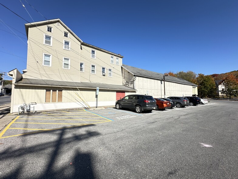 9 N Main St, Bangor, PA en venta - Foto principal - Imagen 1 de 30