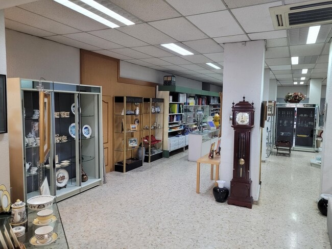 Más detalles de Local en alquiler