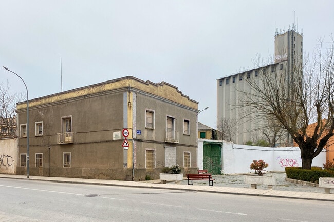 Más detalles de Glorieta Estación, 1, Tarancón - Terreno en venta