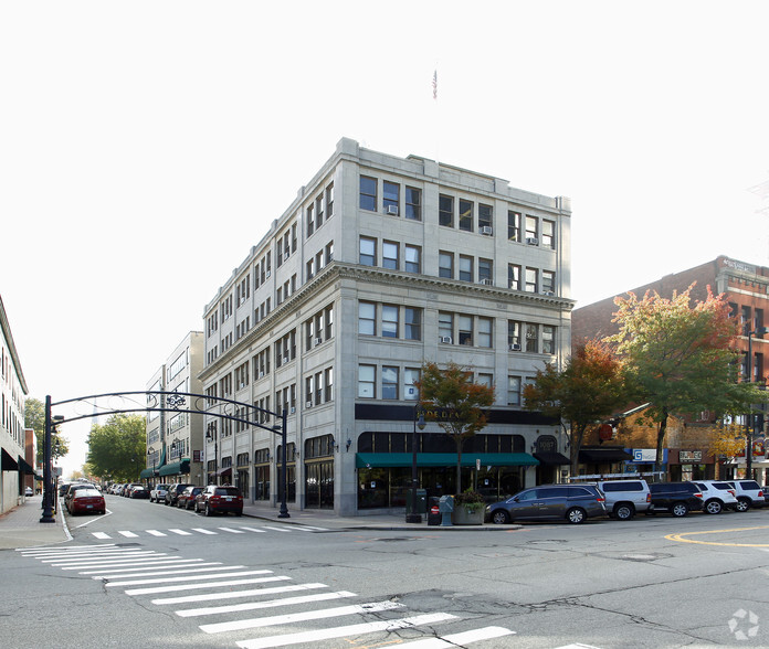 1087 Elm St, Manchester, NH en alquiler - Foto del edificio - Imagen 1 de 23