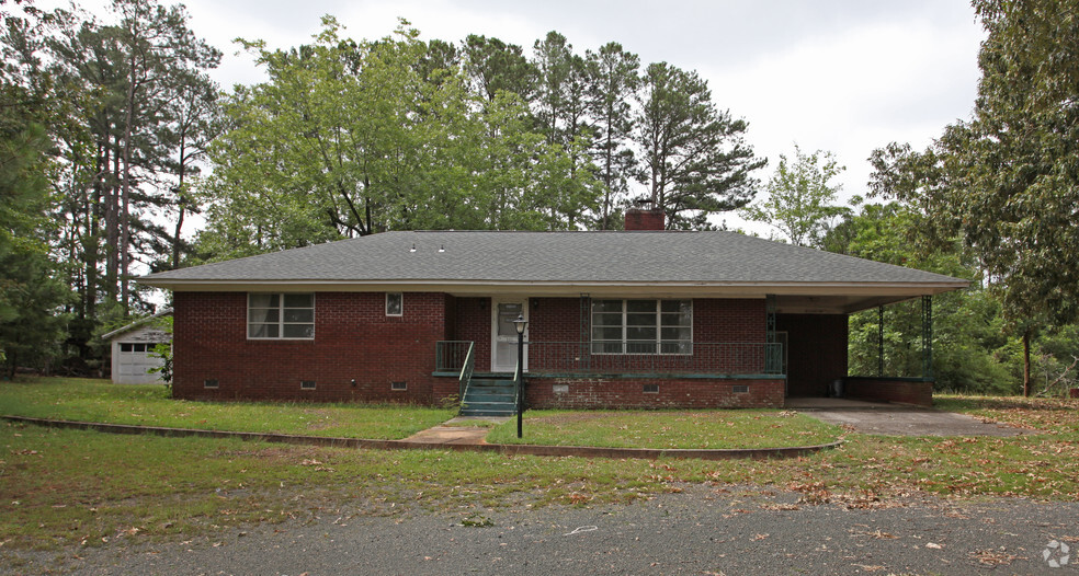 301 E Boundary St, Chapin, SC en alquiler - Foto del edificio - Imagen 2 de 2