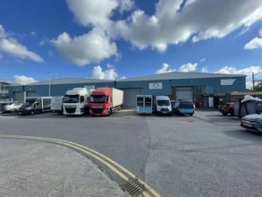 Shadowmoss Rd, Manchester en alquiler Foto del edificio- Imagen 2 de 5