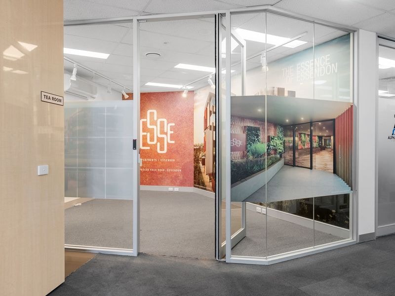 70 Racecourse Rd, North Melbourne, VIC 3051 - Unidad 40 -  - Foto del interior - Image 2 of 4