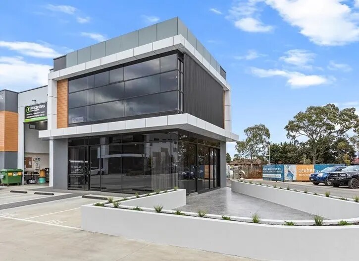 1-28 Ebony Cl, Springvale en alquiler Foto del edificio- Imagen 1 de 8
