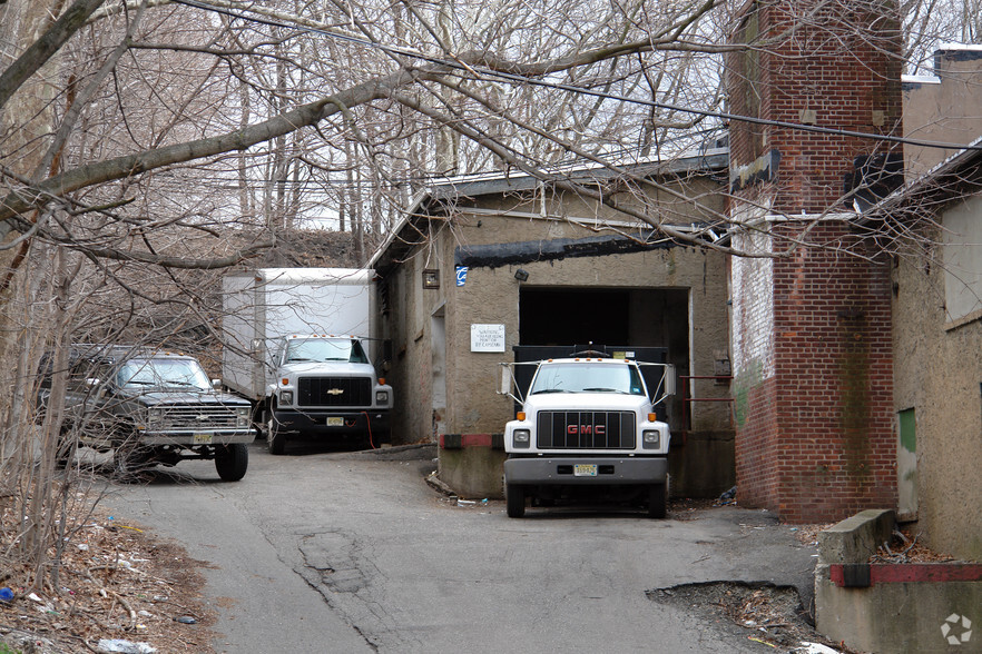 155 Mcbride Ave, Paterson, NJ en alquiler - Foto del edificio - Imagen 3 de 3