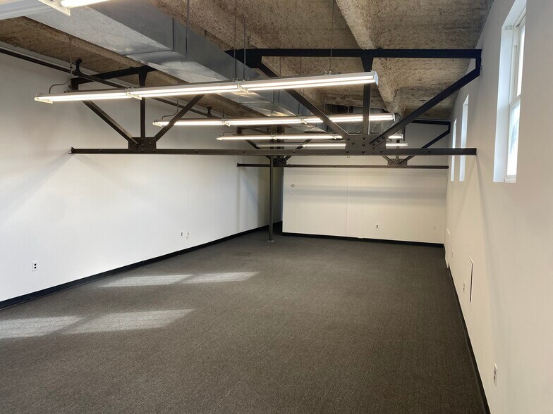 821 Aubrey Ave, Ardmore, PA en alquiler - Foto del interior - Imagen 1 de 1