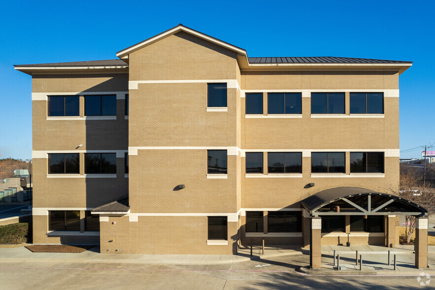 6050 Southwest Blvd, Fort Worth, TX en alquiler - Foto del edificio - Imagen 3 de 5