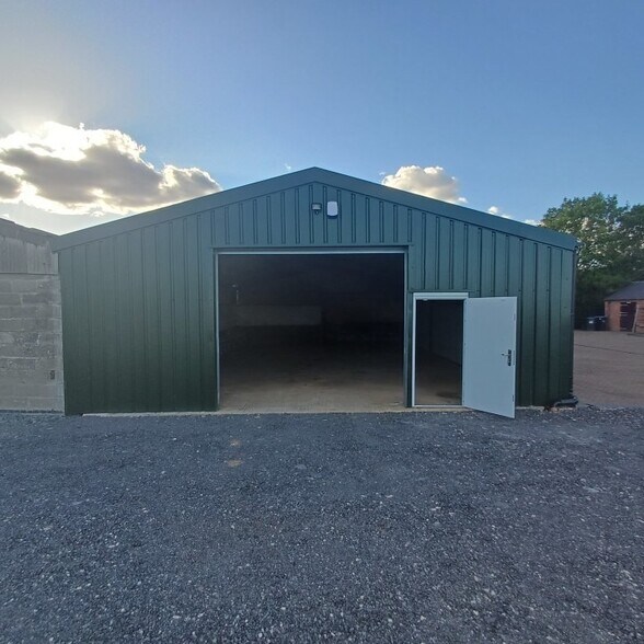 Yelvertoft Rd, Rugby en alquiler - Foto del edificio - Imagen 1 de 2