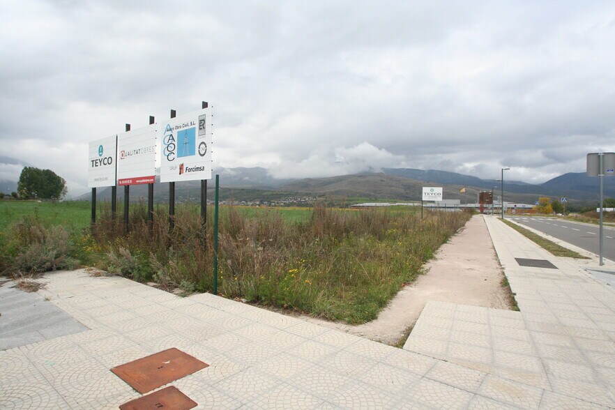 Terreno en Puigcerdà, Gerona en venta - Foto del edificio - Imagen 2 de 6