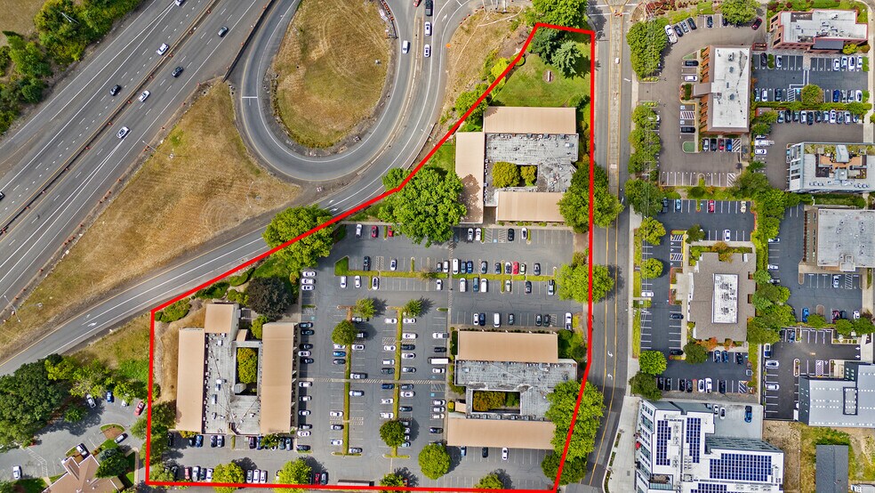 Commerce Plaza cartera de 3 inmuebles en venta en LoopNet.es - Foto del edificio - Imagen 3 de 10