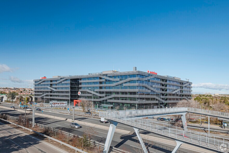 Oficina en Madrid, Madrid en alquiler - Foto del edificio - Imagen 3 de 4