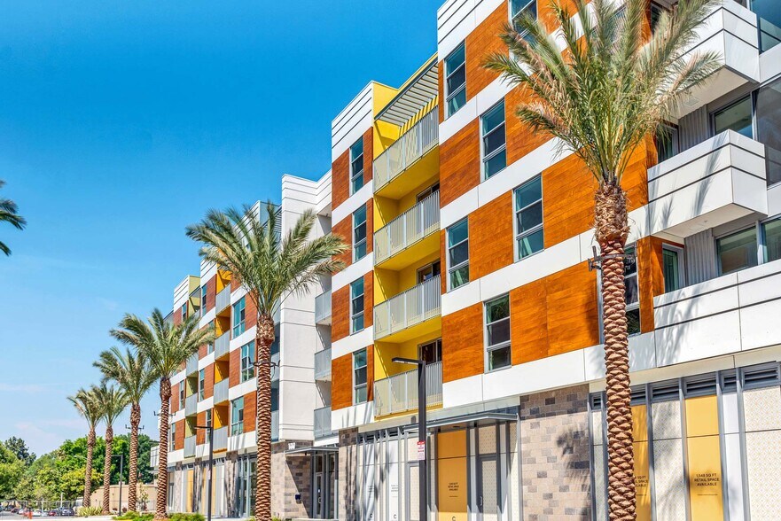 14150 Riverside Dr, Sherman Oaks, CA en alquiler - Foto del edificio - Imagen 2 de 3