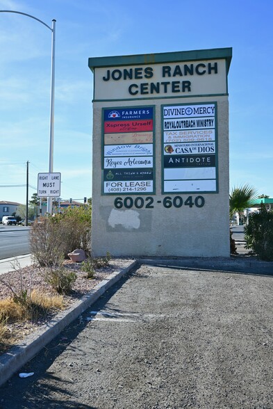 6000-6038 Smoke Ranch Rd, Las Vegas, NV en alquiler - Foto del edificio - Imagen 3 de 7