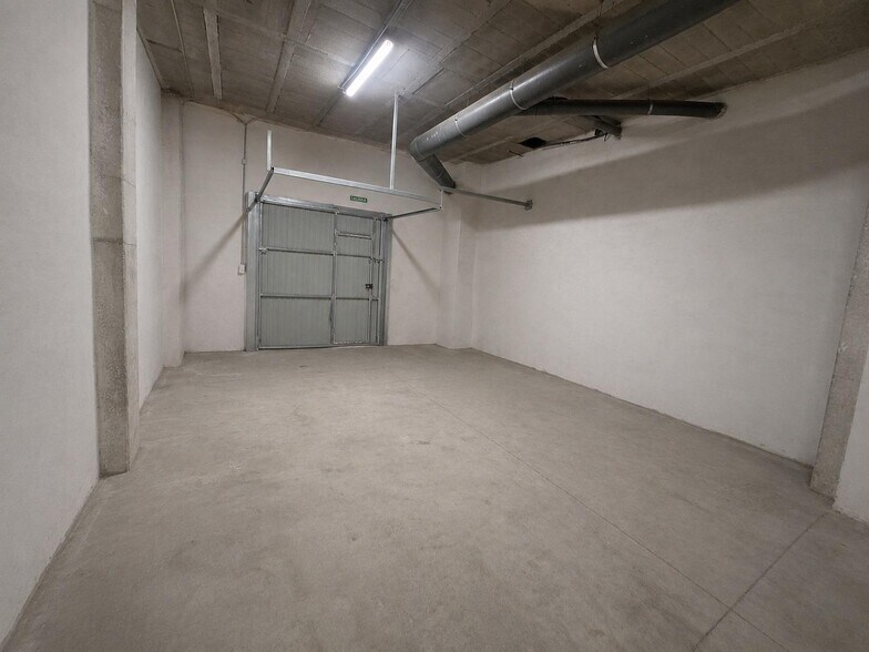 Local en Alzira, Valencia en venta - Foto del interior - Imagen 1 de 4