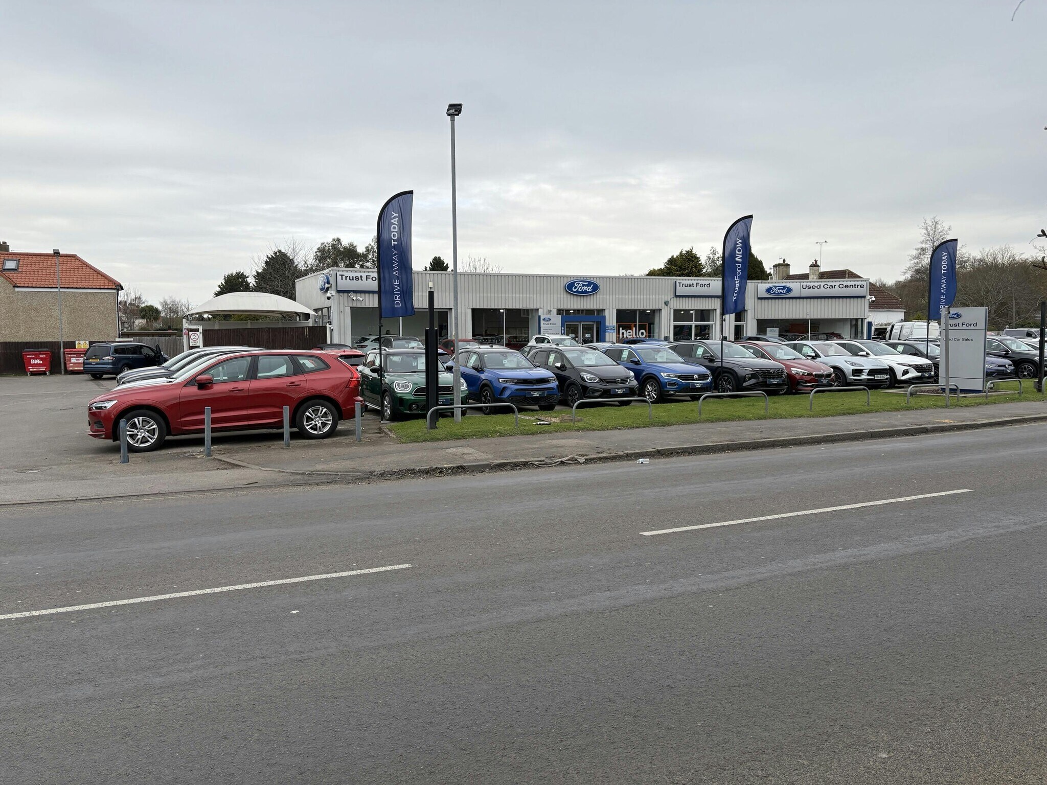 97 Portsmouth Rd, Cobham en alquiler Foto del edificio- Imagen 1 de 5