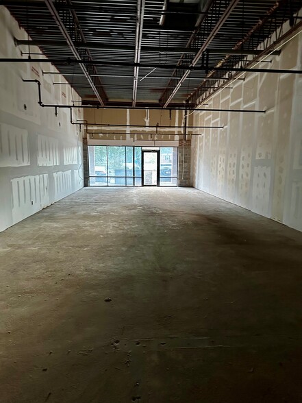 640 North Ave, Macon-Bibb, GA en alquiler - Foto del interior - Imagen 3 de 4