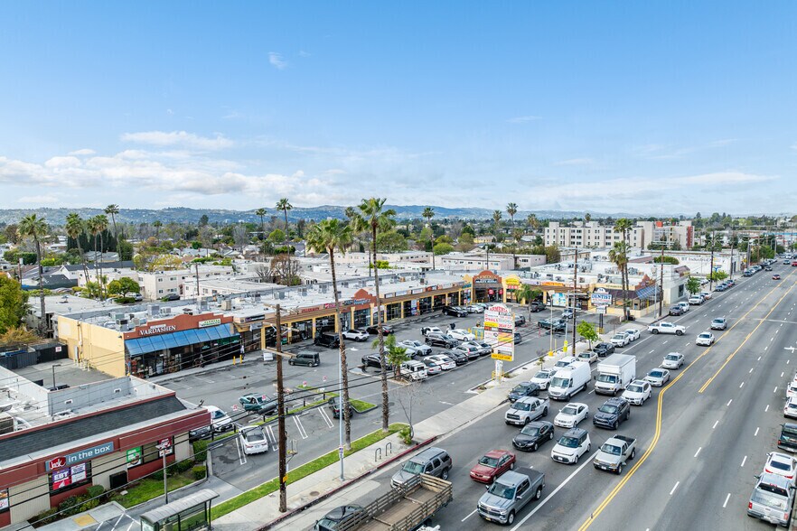 12904-12924 Sherman Way, North Hollywood, CA en alquiler - Vista aérea - Imagen 2 de 6