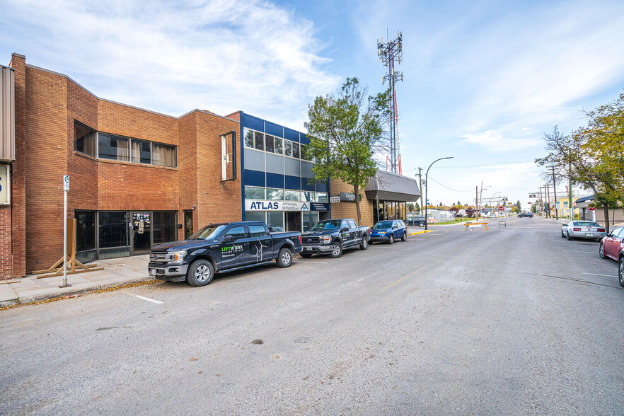 5012 50 Av, Lloydminster, AB en venta - Foto del edificio - Imagen 3 de 20