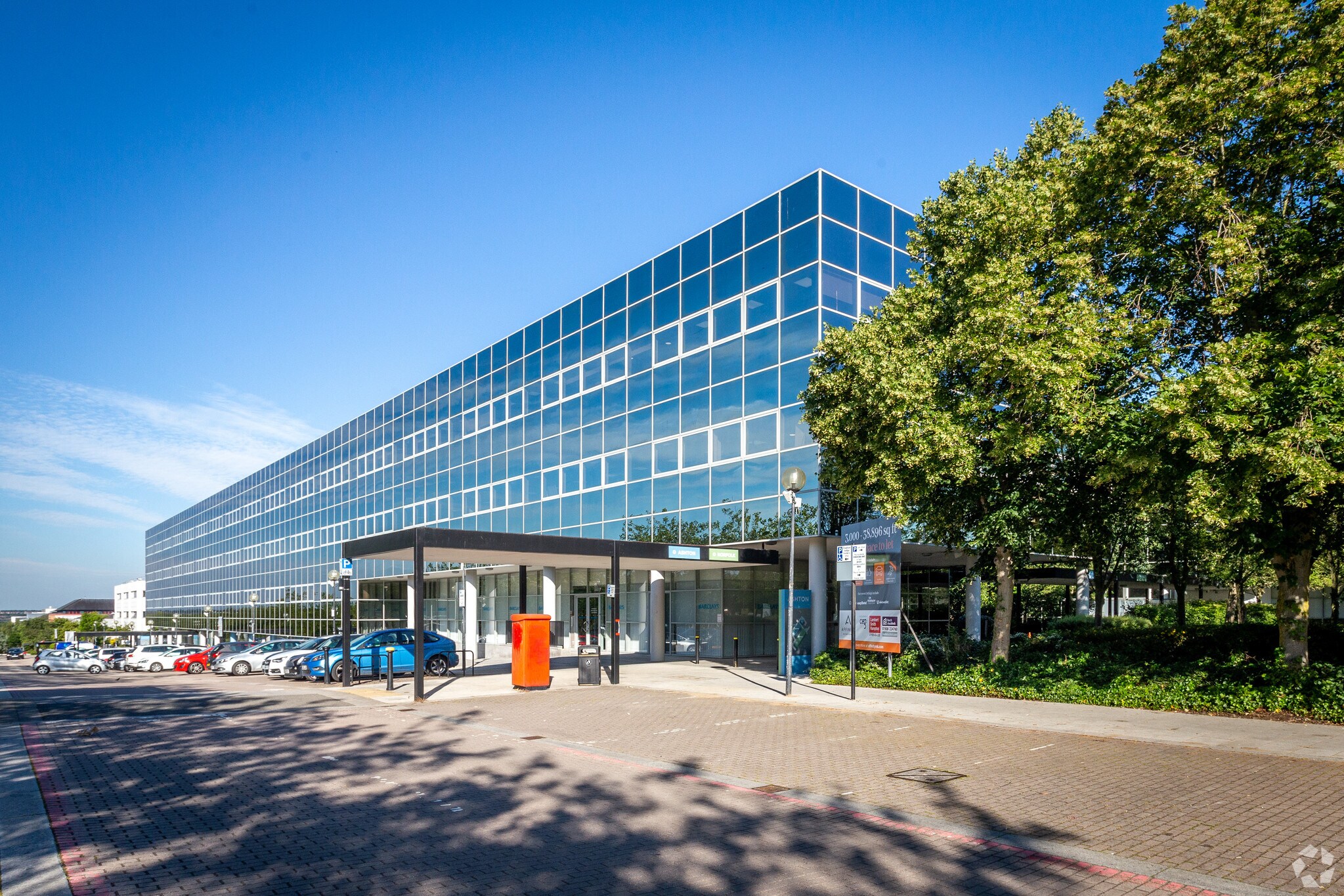 Silbury Blvd, Milton Keynes en alquiler Foto principal- Imagen 1 de 64