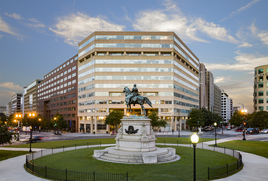 1 Thomas Cir NW, Washington, DC en alquiler - Foto del edificio - Imagen 1 de 8