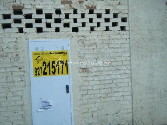 Local en Cáceres, Cáceres en venta - Foto del edificio - Imagen 1 de 9