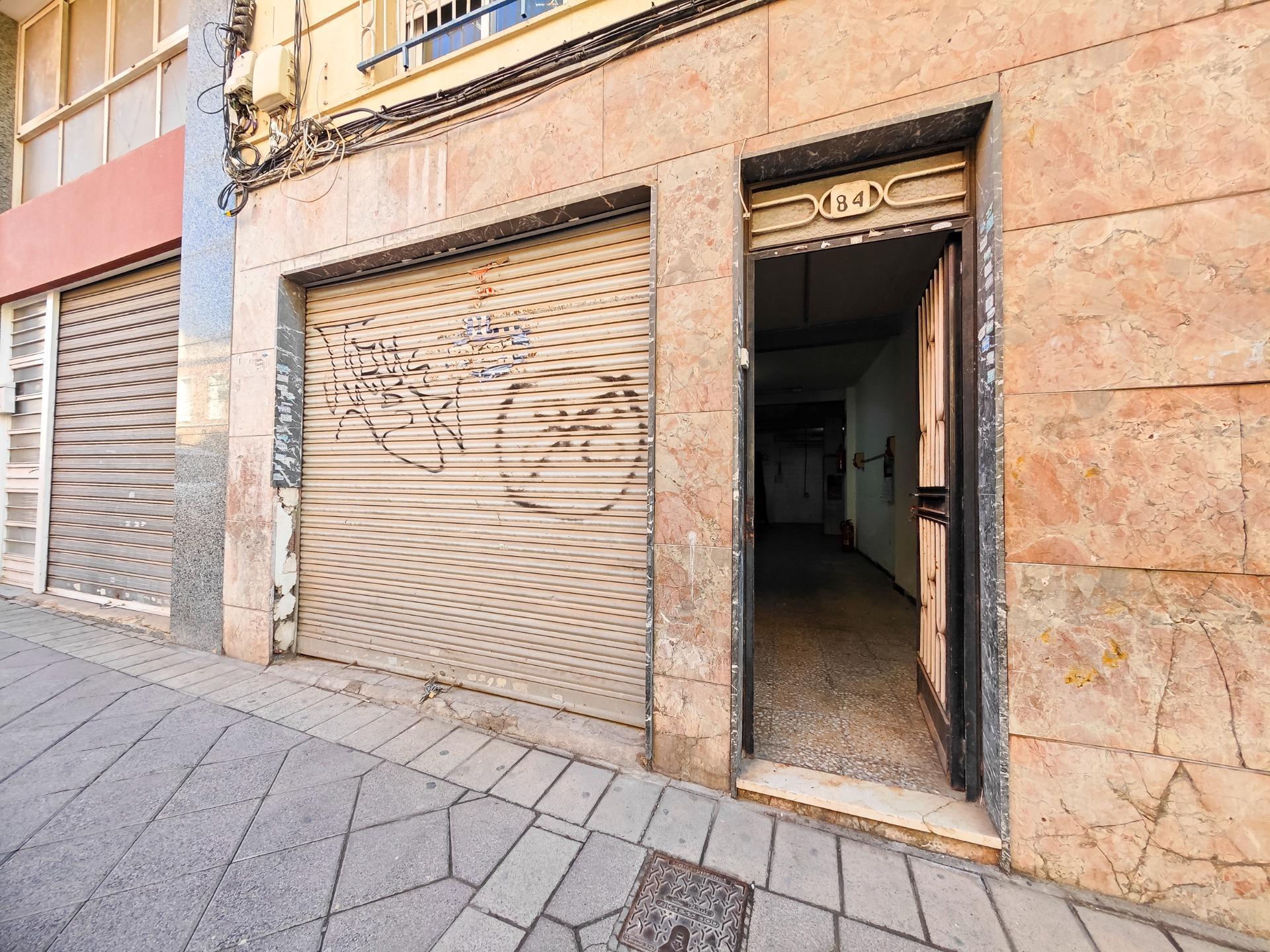 Edificio residencial en Elche, Alicante en venta Foto principal- Imagen 1 de 4