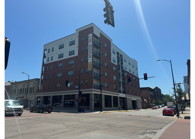 1000 E Broadway, Columbia, MO en alquiler - Foto del edificio - Imagen 2 de 3