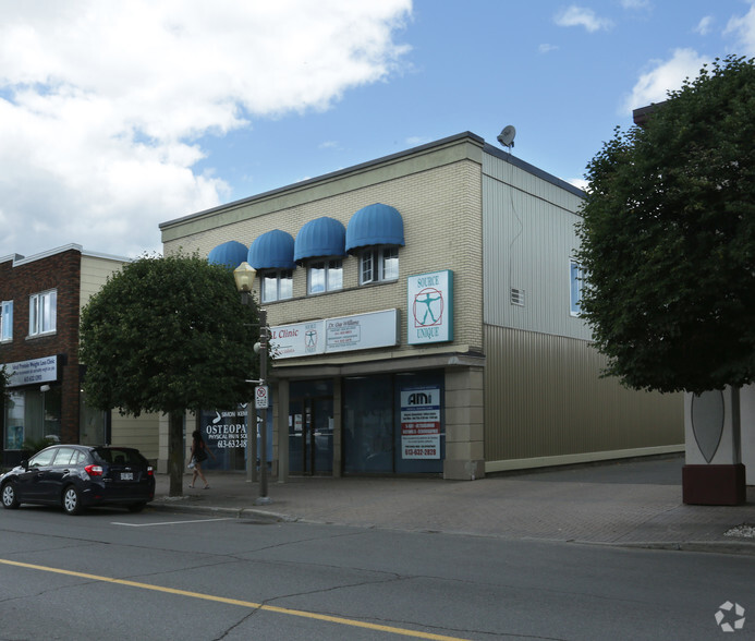 219 Main St E, Hawkesbury, ON en alquiler - Foto del edificio - Imagen 2 de 3