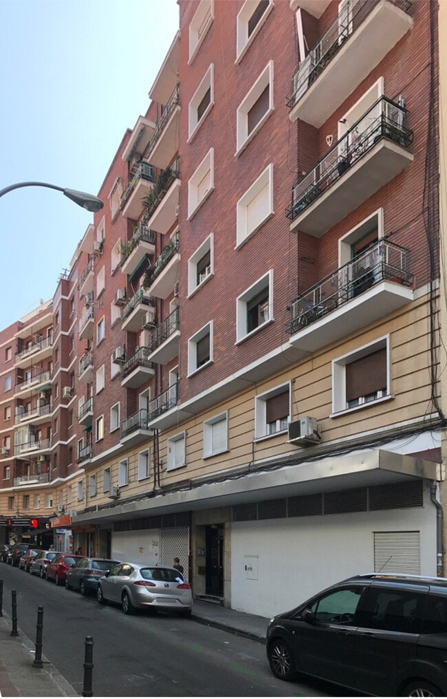 Más detalles de Calle De Miguel Arredondo, 3, Madrid - Edificio residencial​ en venta