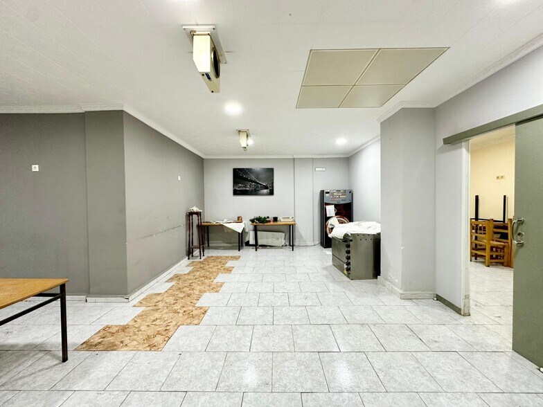 Local en L'Alcúdia en venta - Foto del edificio - Imagen 3 de 37