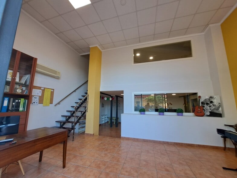 Local en Alzira en alquiler - Foto del interior - Imagen 1 de 15