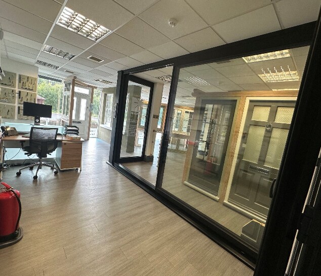 Portsmouth Rd, Esher en alquiler - Foto del interior - Imagen 3 de 3