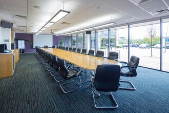 1 Seebeck Pl, Milton Keynes en alquiler Foto del interior- Imagen 2 de 7