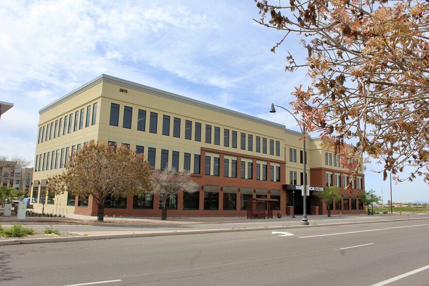 3875 E Williams Field Rd, Gilbert, AZ en alquiler - Foto del edificio - Imagen 2 de 6