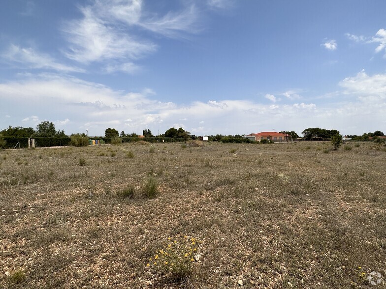 Terrenos en Illana, Guadalajara en venta - Foto del edificio - Imagen 2 de 7