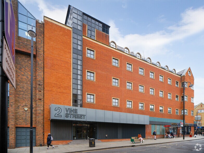 2 Vine St, Uxbridge en venta - Foto del edificio - Imagen 2 de 37