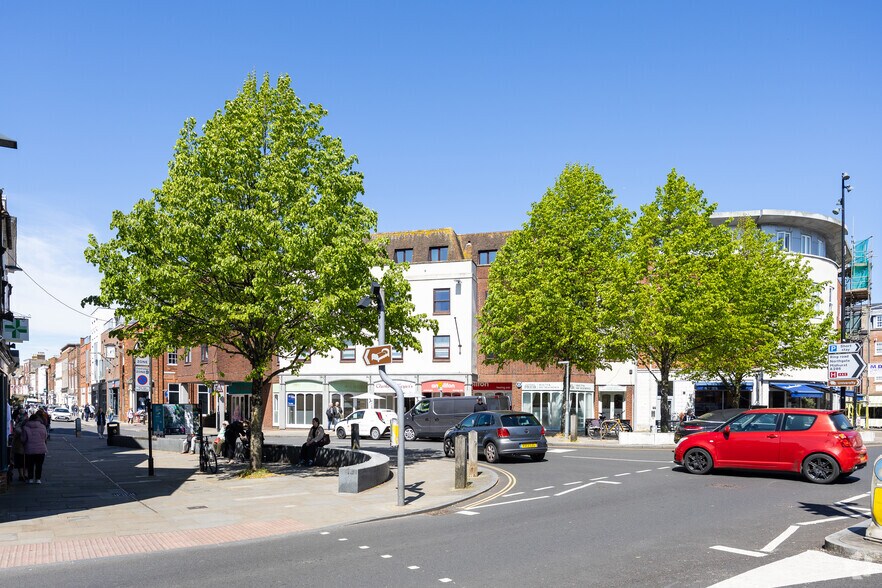 Baffins Ln, Chichester en venta - Fotografía del barrio - Imagen 3 de 3